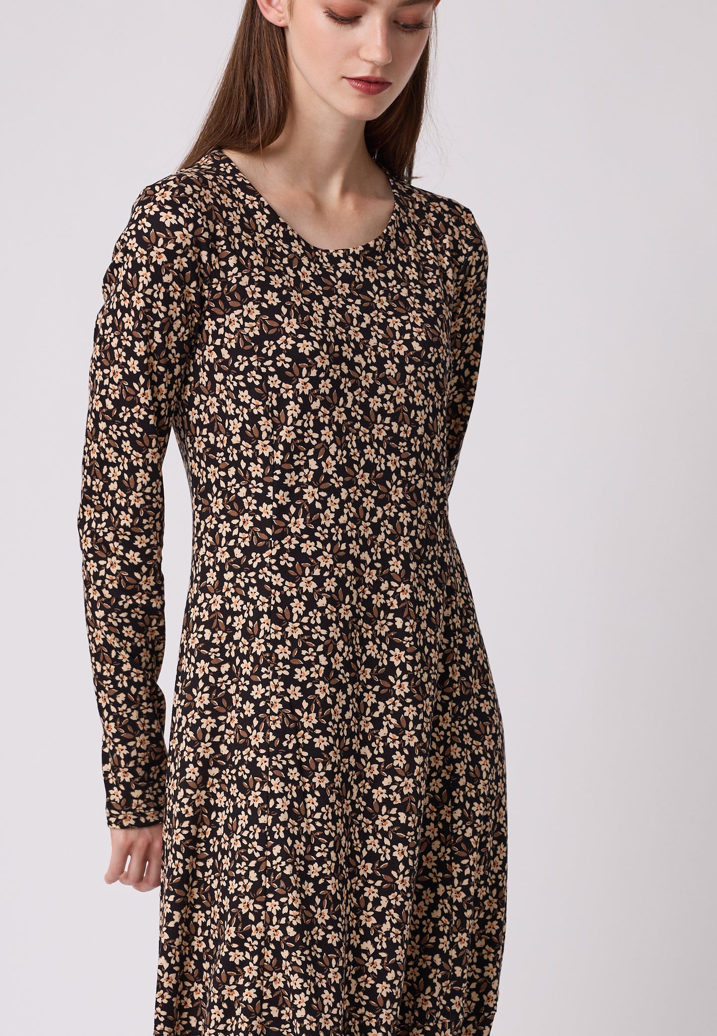 Kleid, Modell Miju
