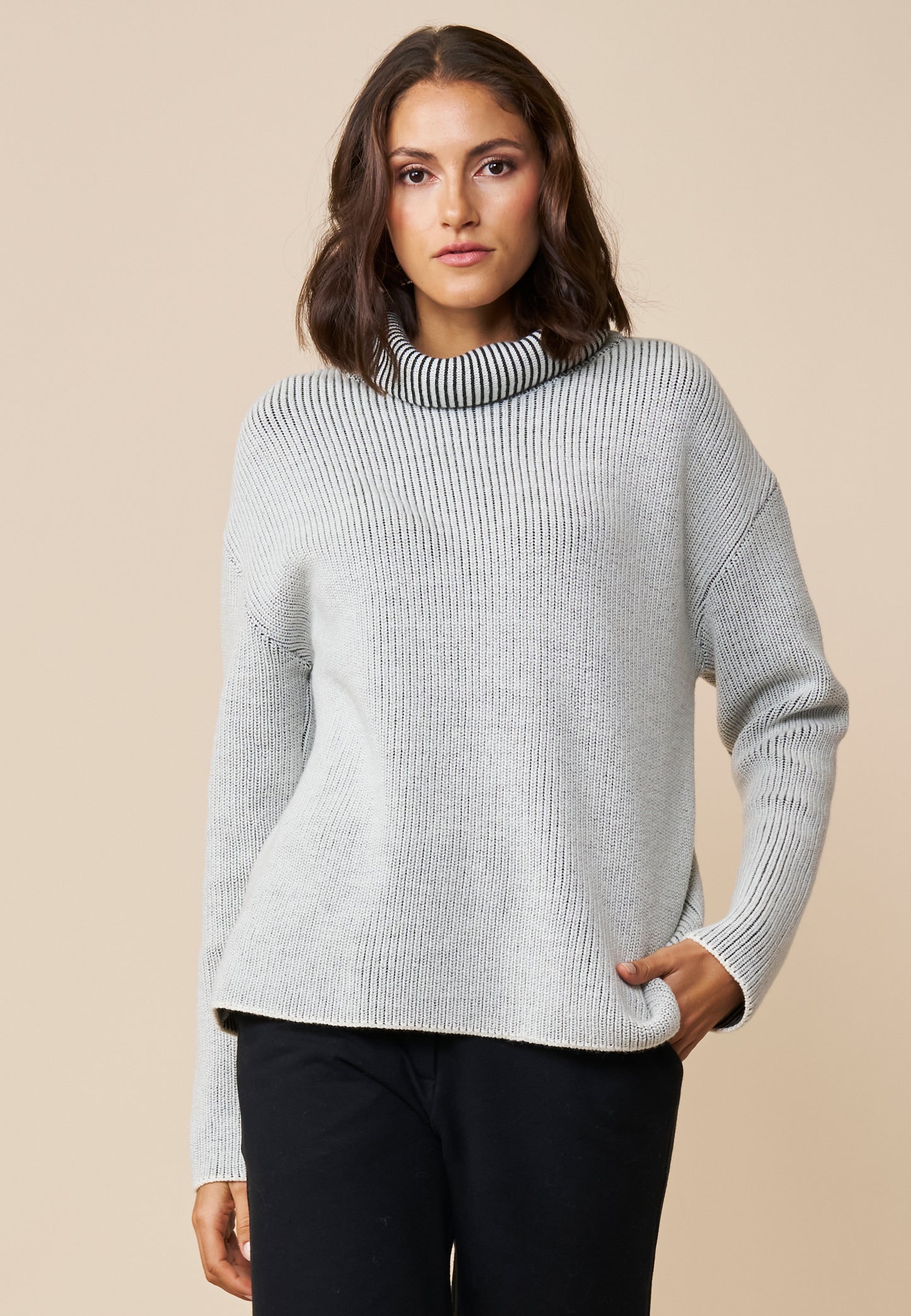Pullover-damen-bio-schurwolle-grau