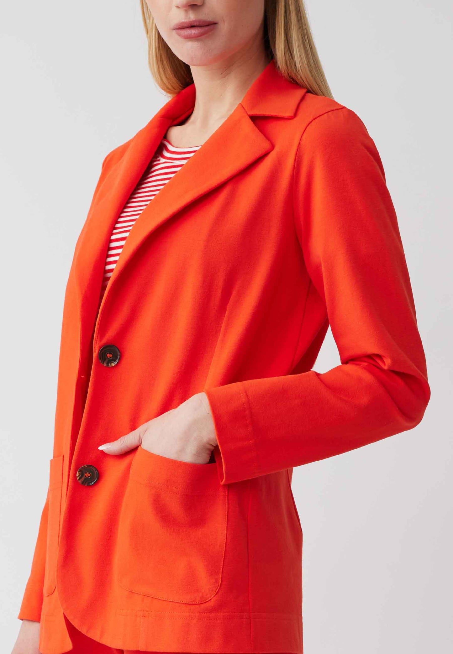 Blazer, model Susana