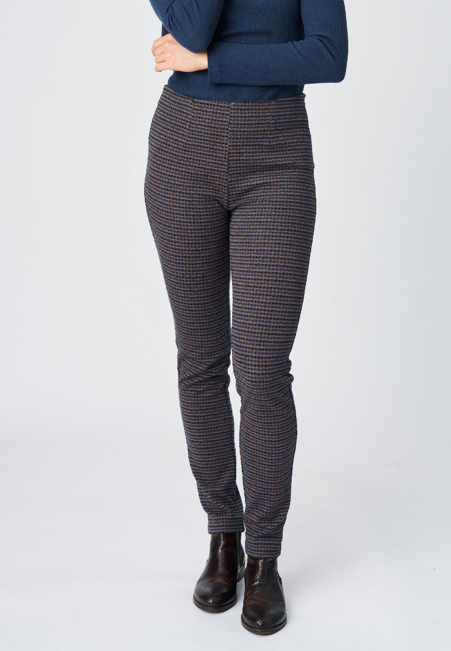 Hose, Modell Nola