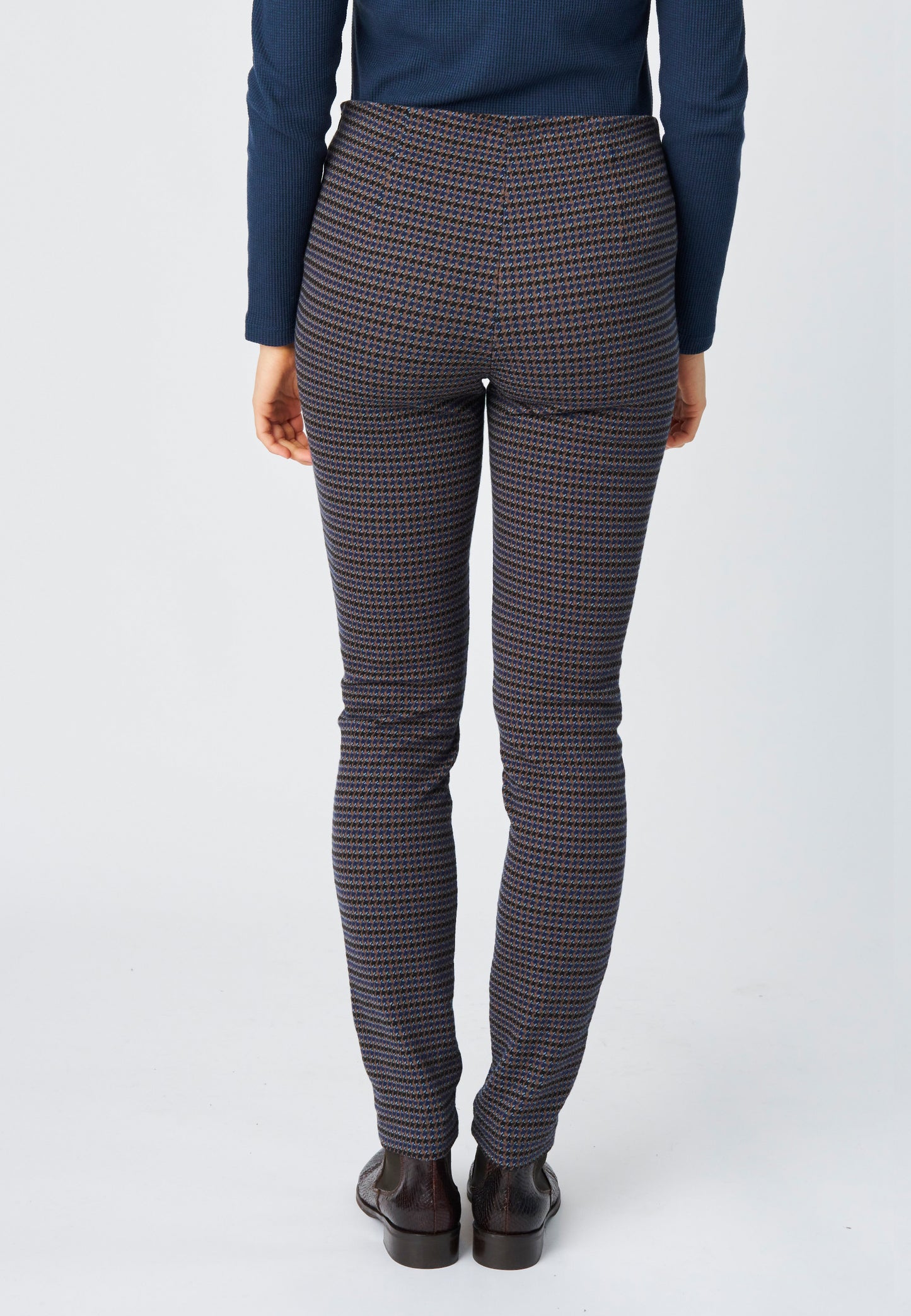 Hose, Modell Nola
