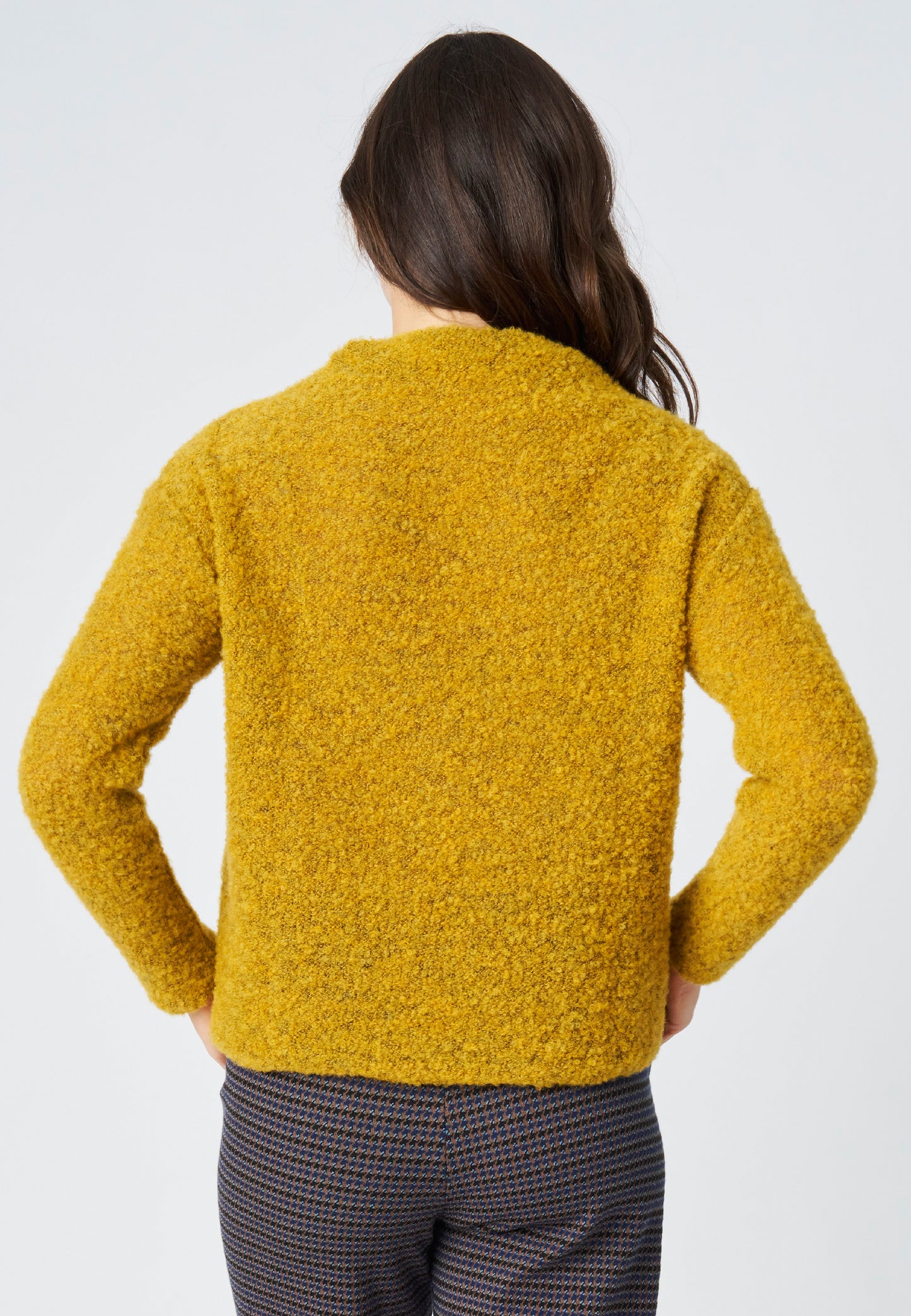 Pulli, Modell Dara