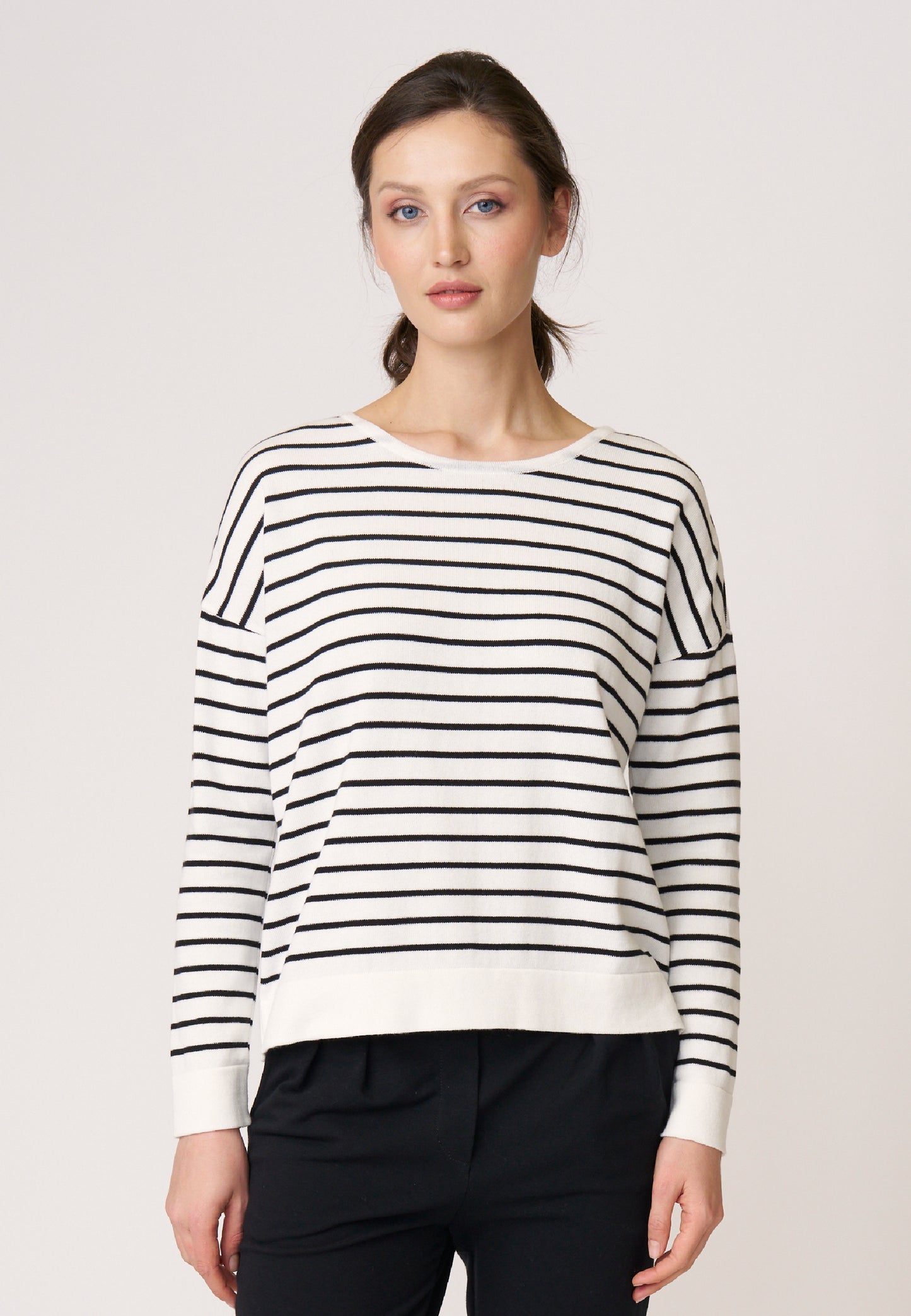 Pull, modèle Rafaela