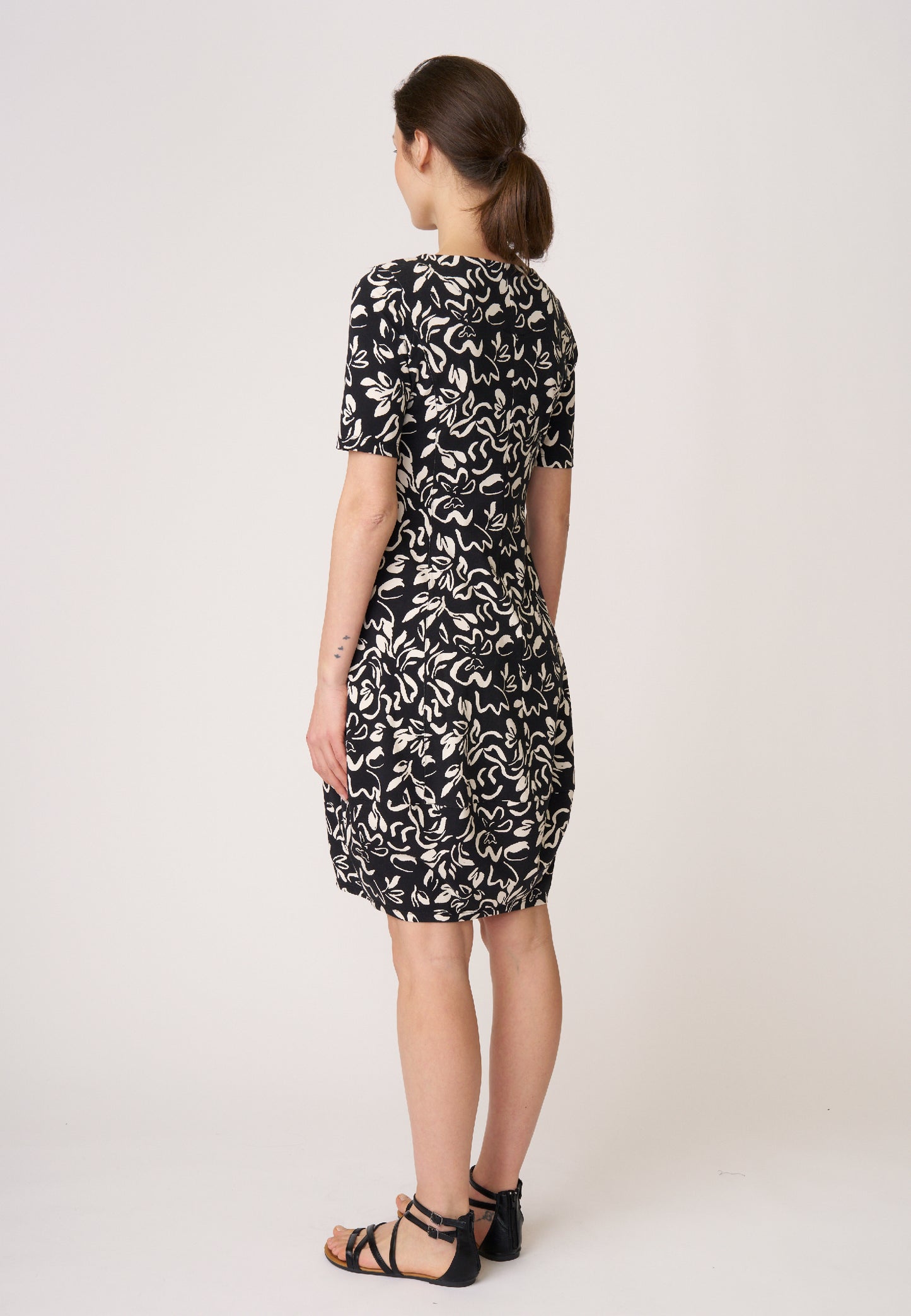 Dress, model Miju
