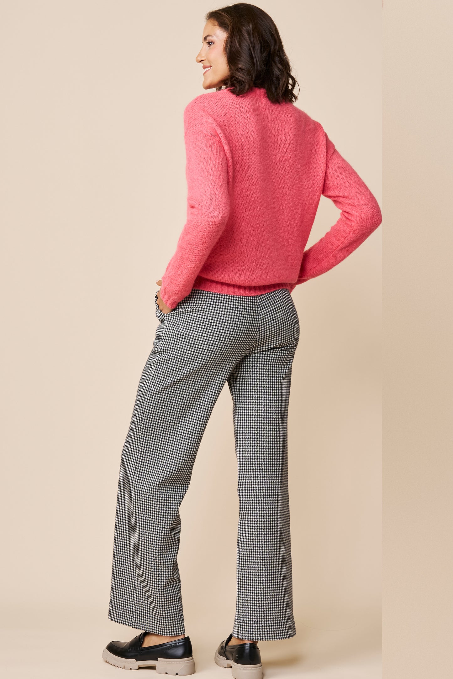 Pulli, Modell Nikola