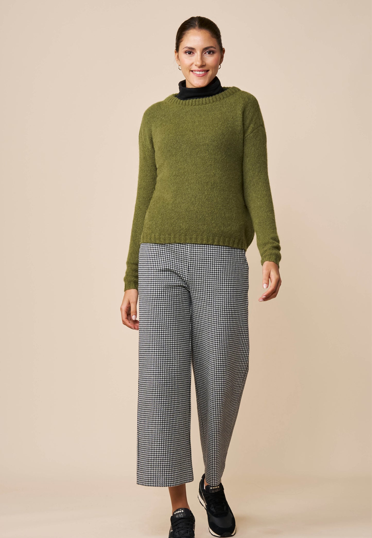 Pulli, Modell Nikola