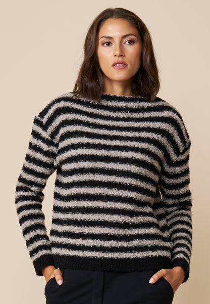 Pulli, Modell Dara