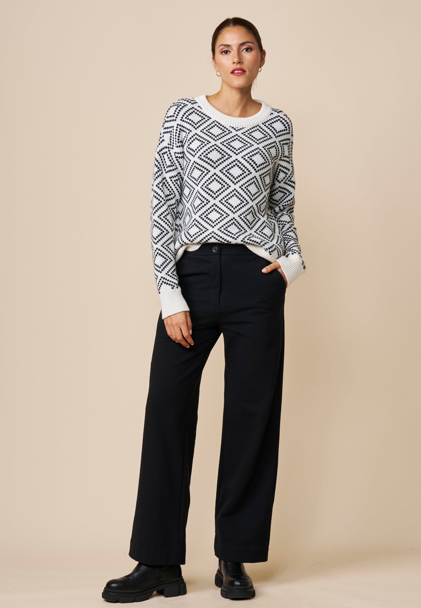 Pulli, Modell Tatjana
