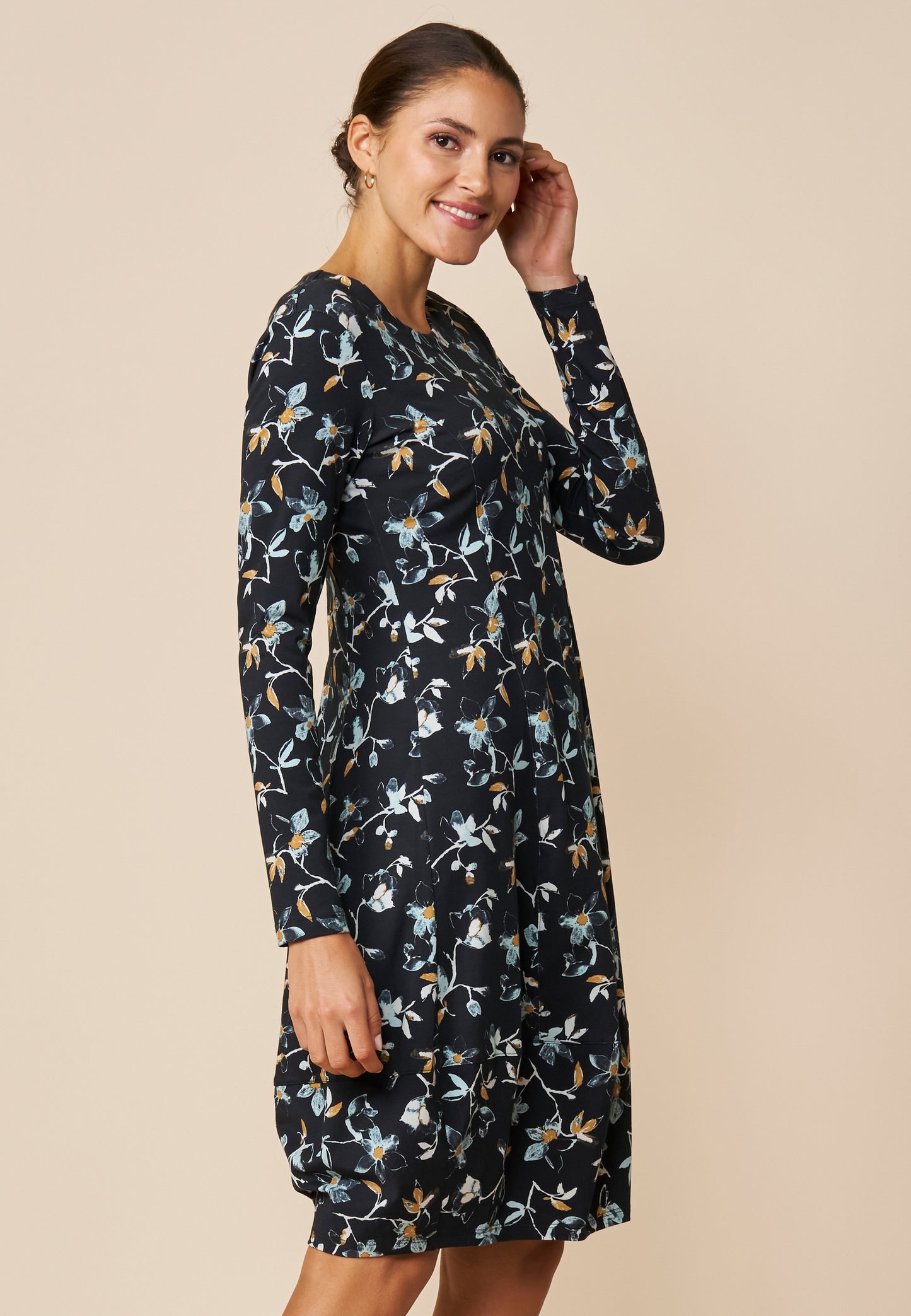 Kleid, Modell Miju