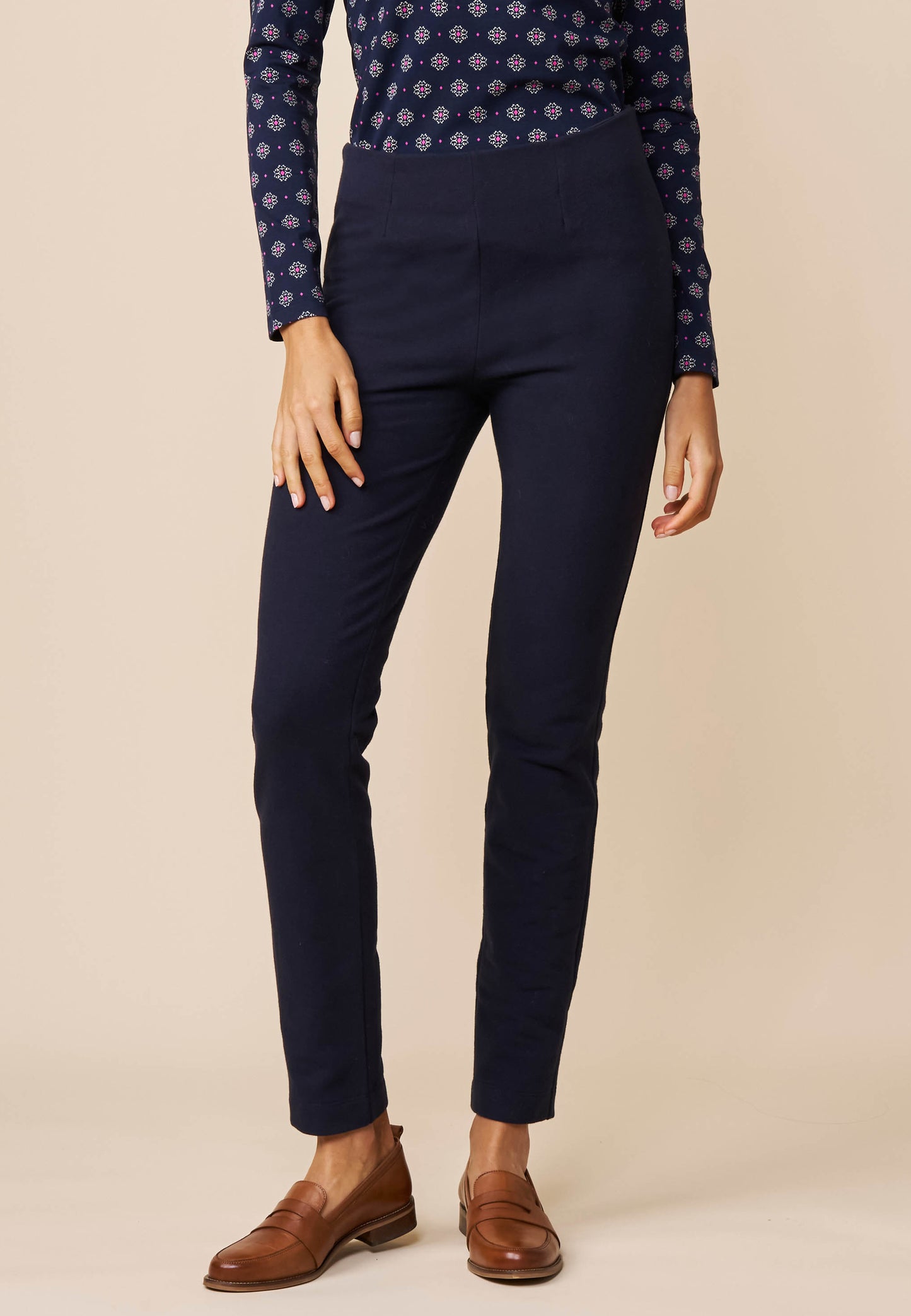 Hose, Modell Nola