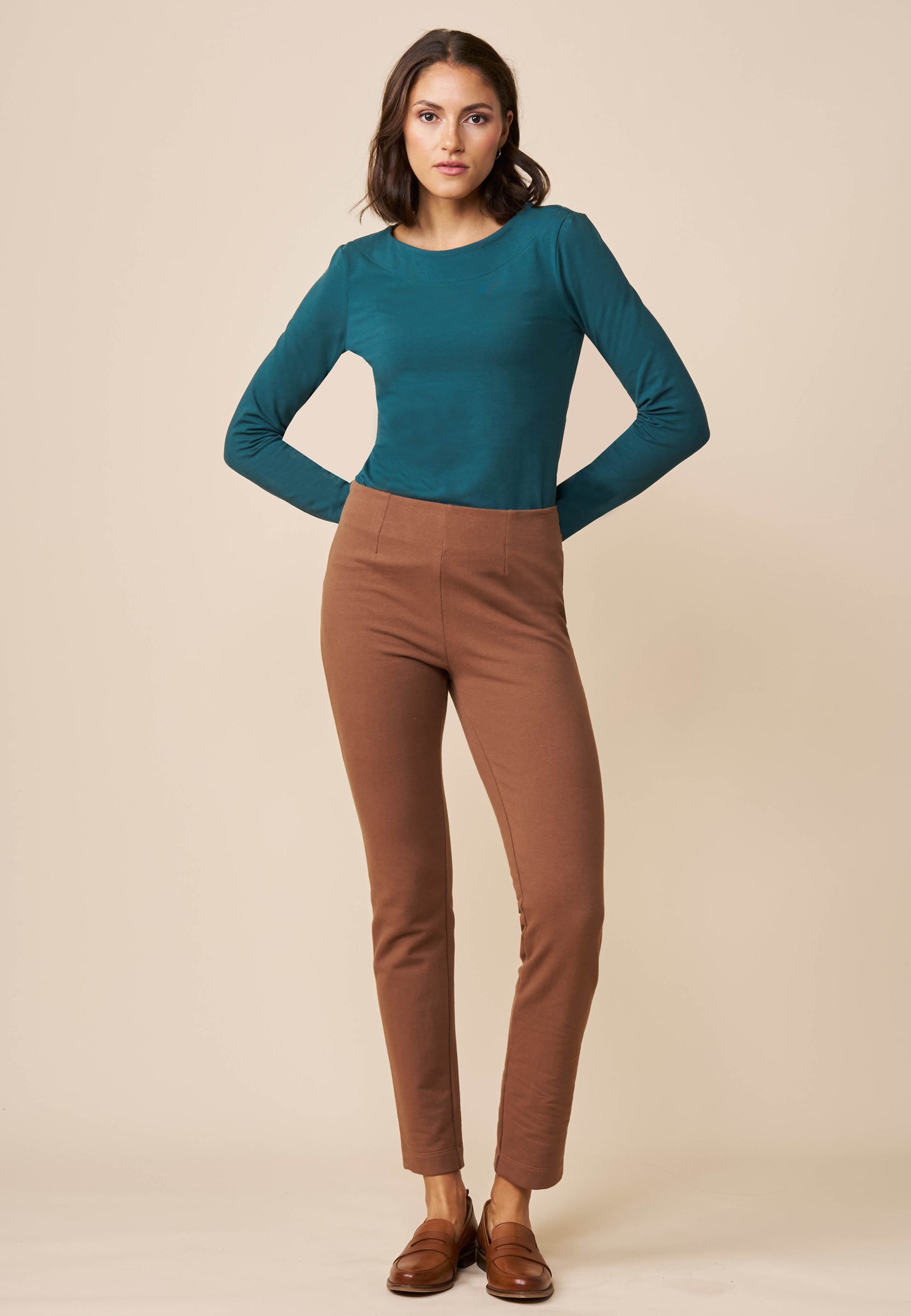 Hose, Modell Nola