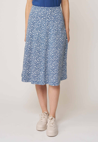 Rock, Modell Mila in Blau mit zartem Blumenmuster, angenehmer Midilänge und lockerem Fall für luftigen Tragekomfort