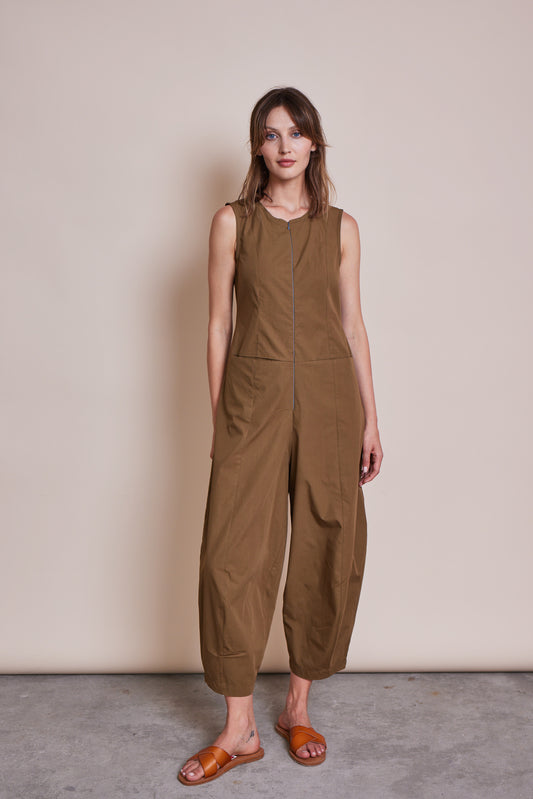 Jumpsuit, Modell Hanja